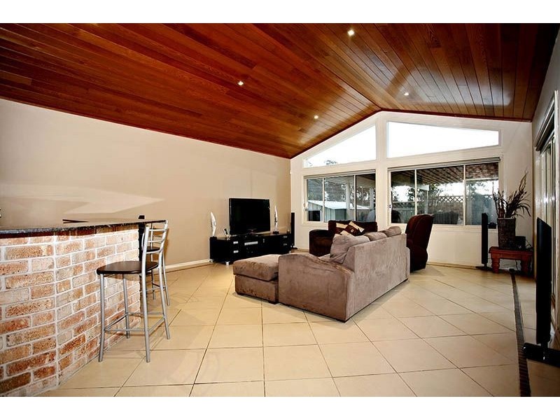 22 Chapel Circuit, Prospect NSW 2148