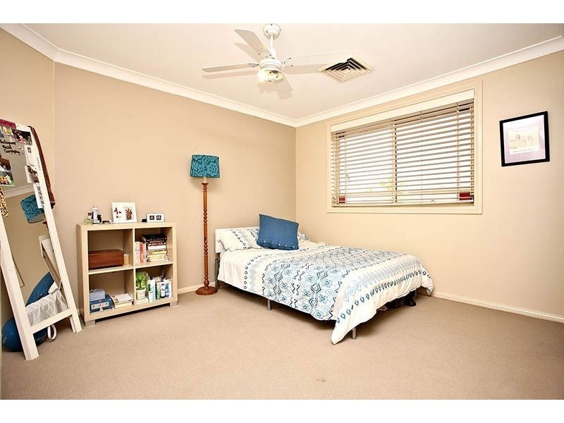 22 Chapel Circuit, Prospect NSW 2148