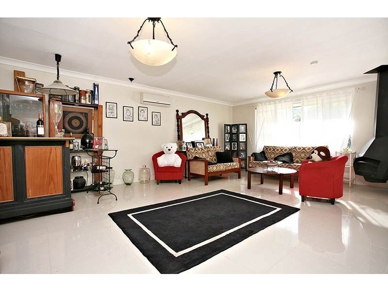 91 Railway Road, Quakers Hill NSW 2763