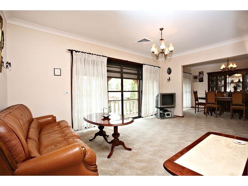 4 Berrima Place, Doonside NSW 2767