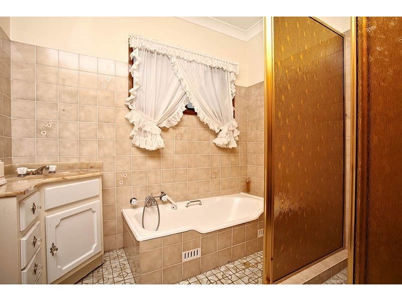 4 Berrima Place, Doonside NSW 2767