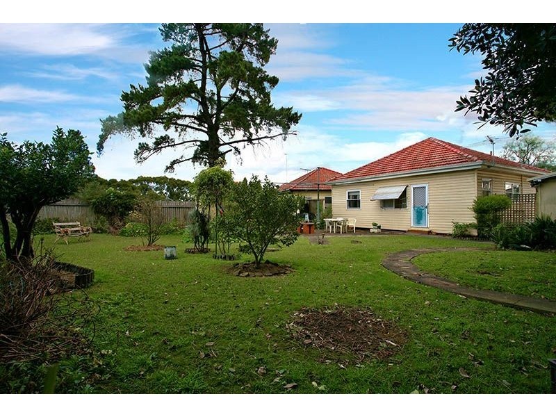 11 Mountview Avenue, Doonside NSW 2767
