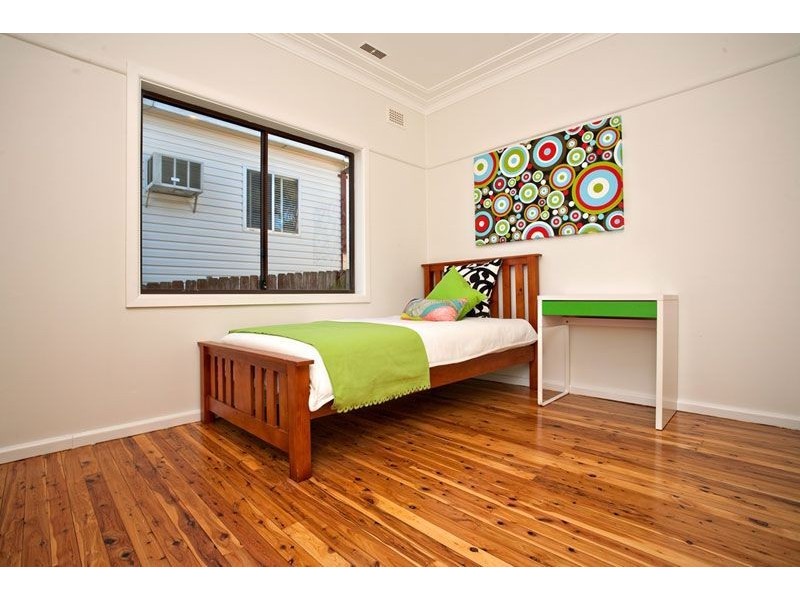 33 Lloyd Street, Blacktown NSW 2148