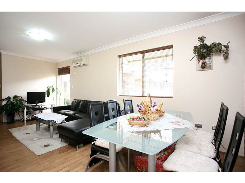 19/14 Fourth Avenue, Blacktown NSW 2148