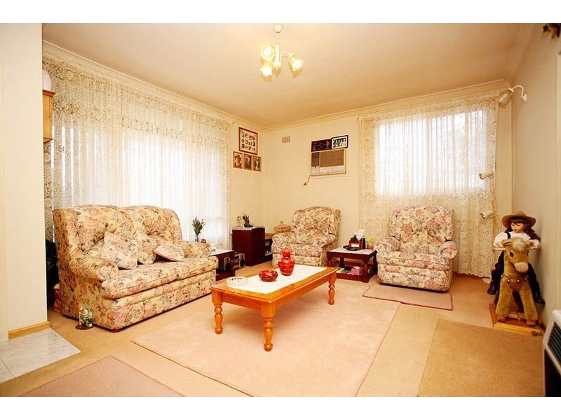 11 Camellia Place, Lalor Park NSW 2147