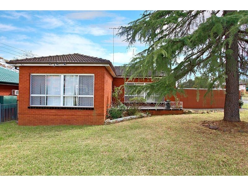 11 Kurrajong Crescent, Blacktown NSW 2148