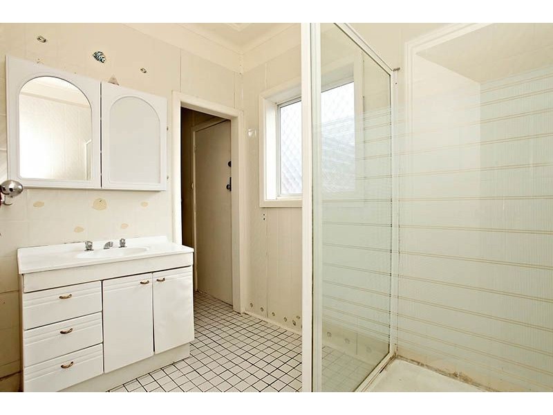 11 Kurrajong Crescent, Blacktown NSW 2148