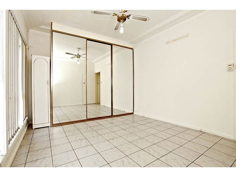 11 Kurrajong Crescent, Blacktown NSW 2148