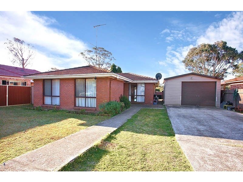 5 Barnet Place, Doonside NSW 2767