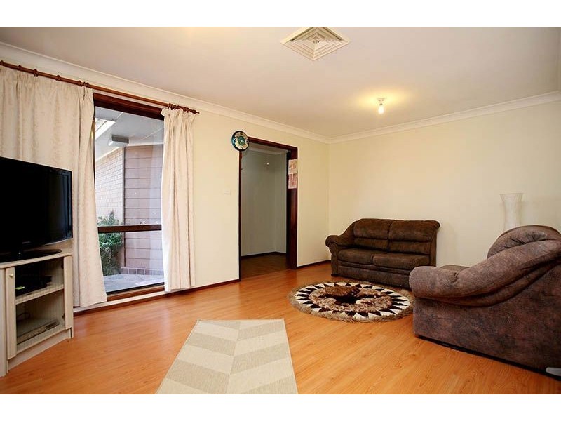 5 Barnet Place, Doonside NSW 2767