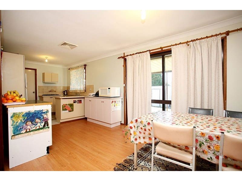 5 Barnet Place, Doonside NSW 2767