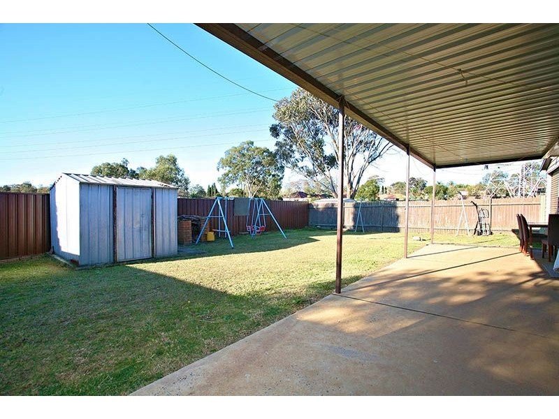 5 Barnet Place, Doonside NSW 2767