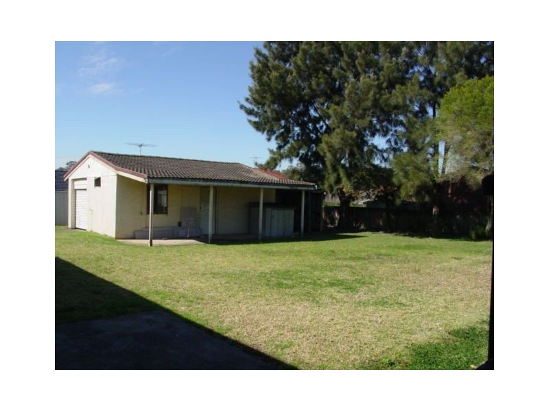 41 Gracelands Road, Quakers Hill NSW 2763