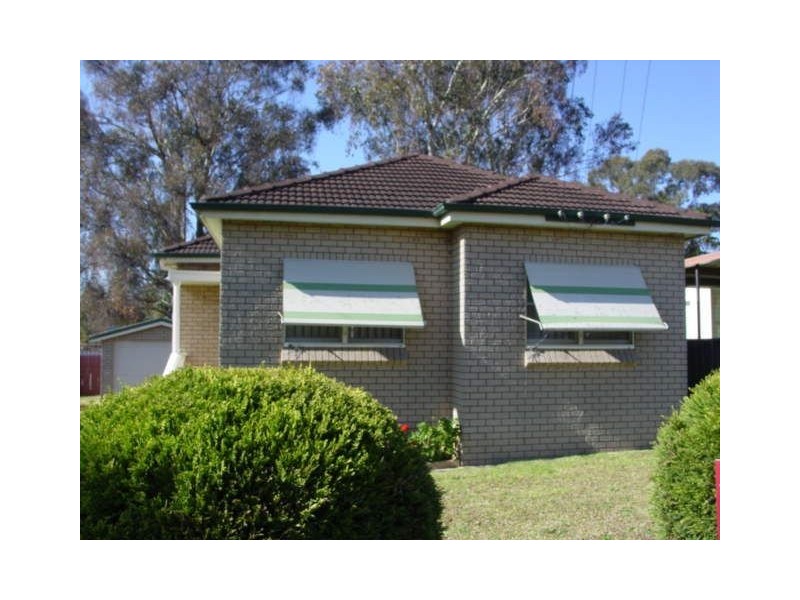 11 Junee Street, Marayong NSW 2148