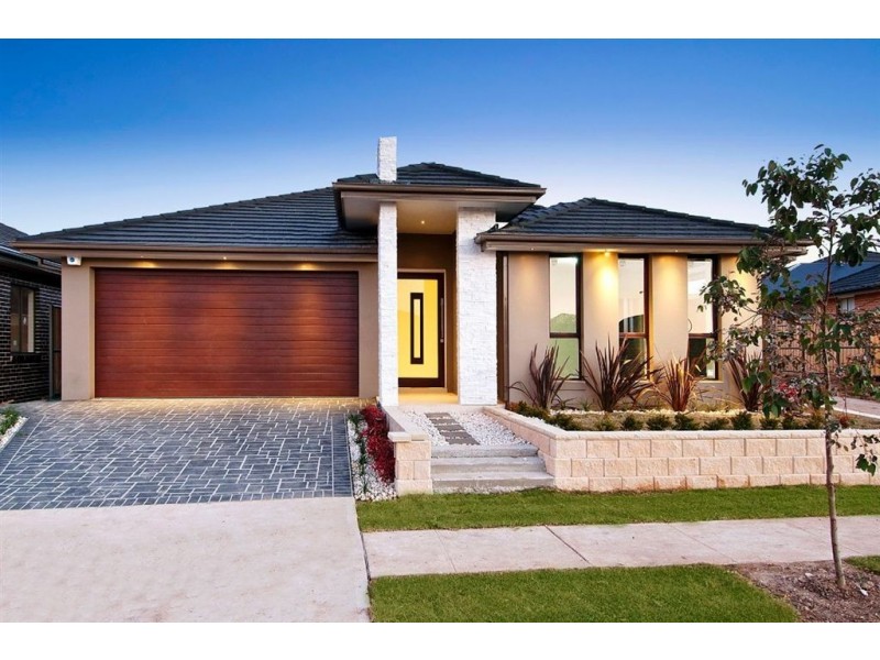 8 Crimson Crescent, The Ponds NSW 2769