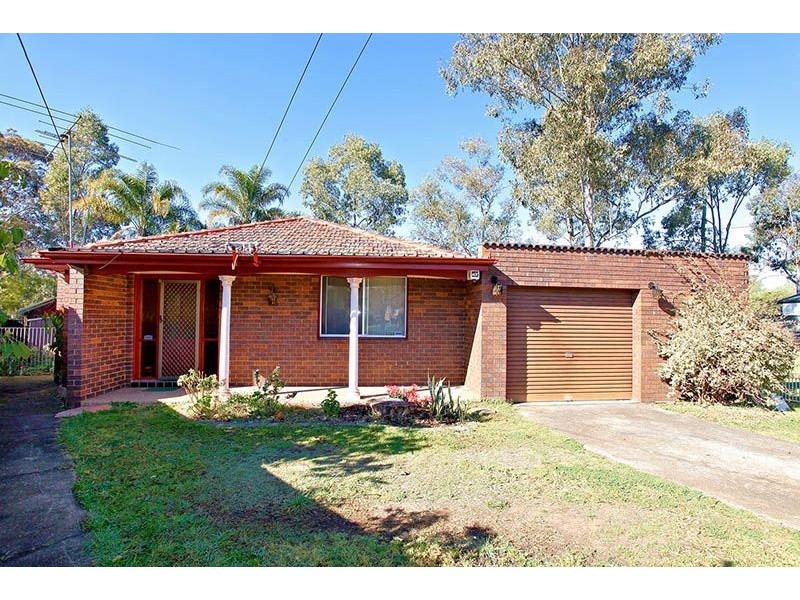 25 Winifred Crescent, Blacktown NSW 2148