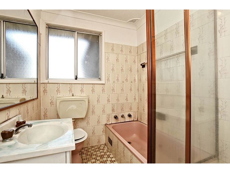 25 Winifred Crescent, Blacktown NSW 2148