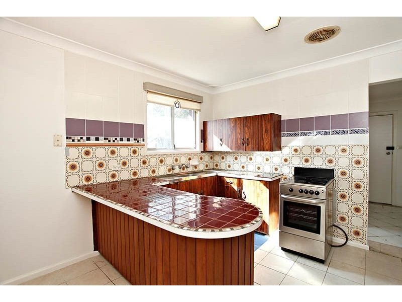 25 Winifred Crescent, Blacktown NSW 2148