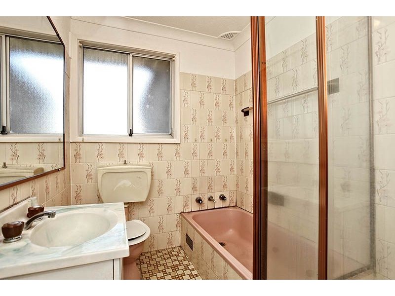 25 Winifred Crescent, Blacktown NSW 2148