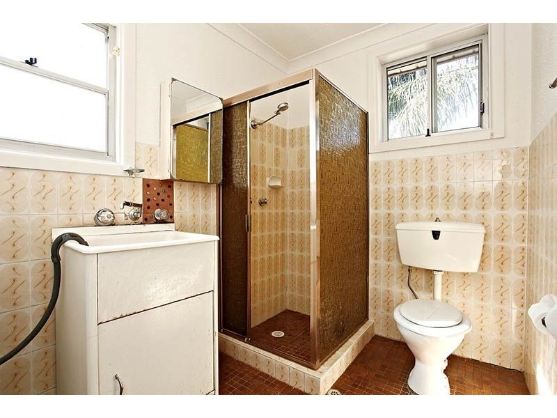 25 Winifred Crescent, Blacktown NSW 2148