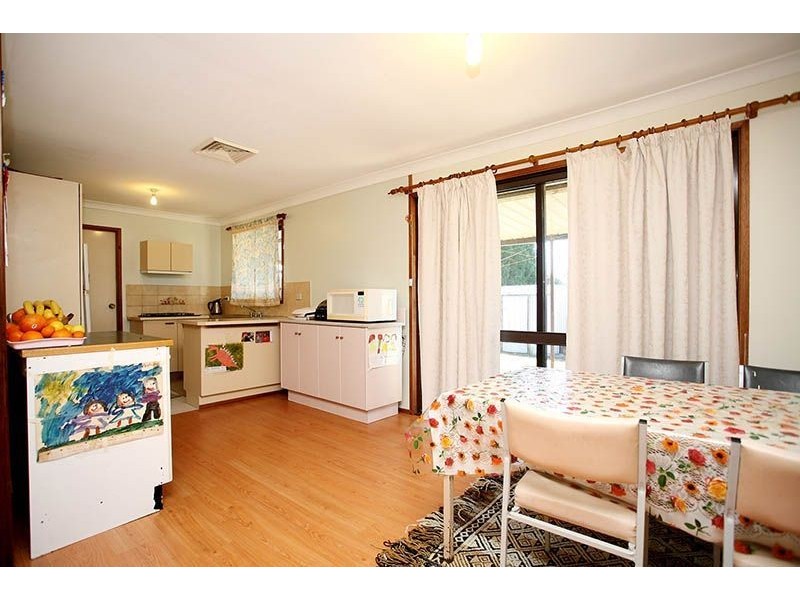 5 Barnet Place, Doonside NSW 2767