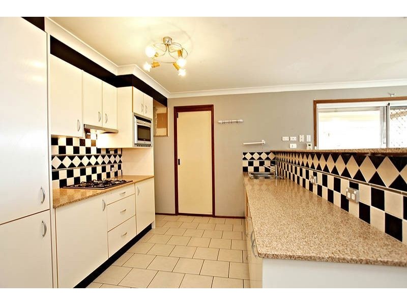 35 Seabrook Crescent, Doonside NSW 2767