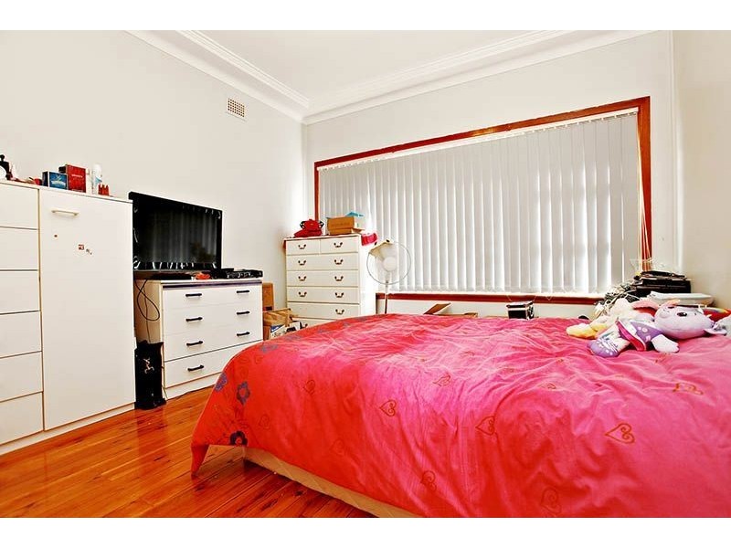 19 Kirkman Road, Blacktown NSW 2148