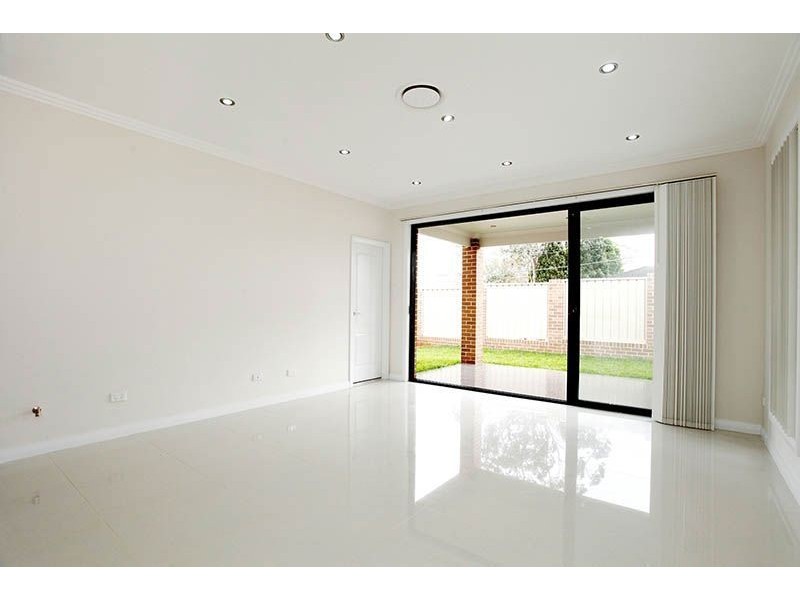 11 Warrigal Street, Blacktown NSW 2148