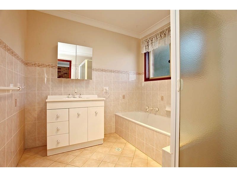 2/19 Balmoral Street, Blacktown NSW 2148