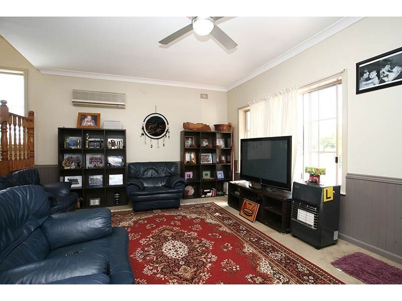 8 Lloyd Street, Blacktown NSW 2148