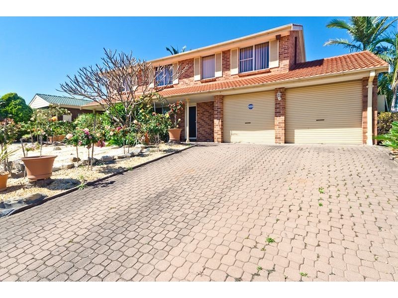 25 Charmer Crescent, Minchinbury NSW 2770
