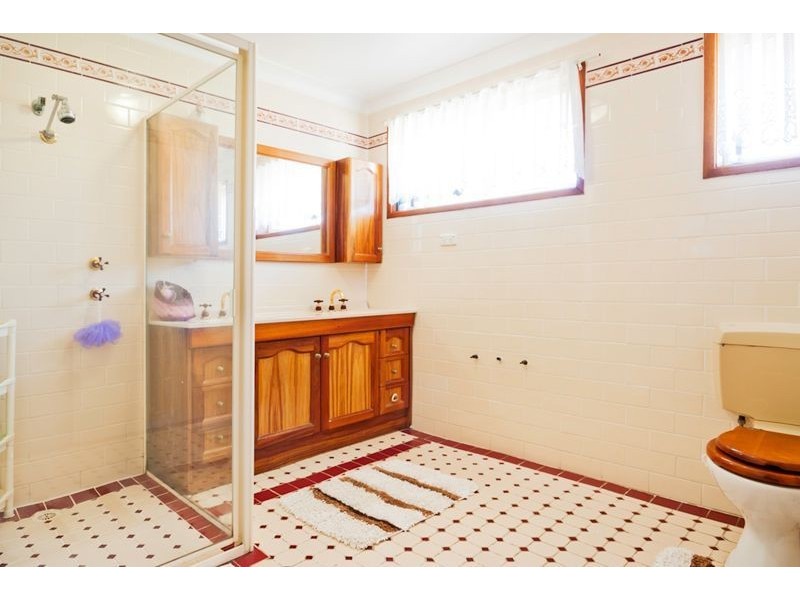 25 Charmer Crescent, Minchinbury NSW 2770