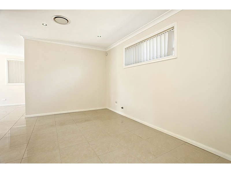 35 Breakfast Road, Marayong NSW 2148