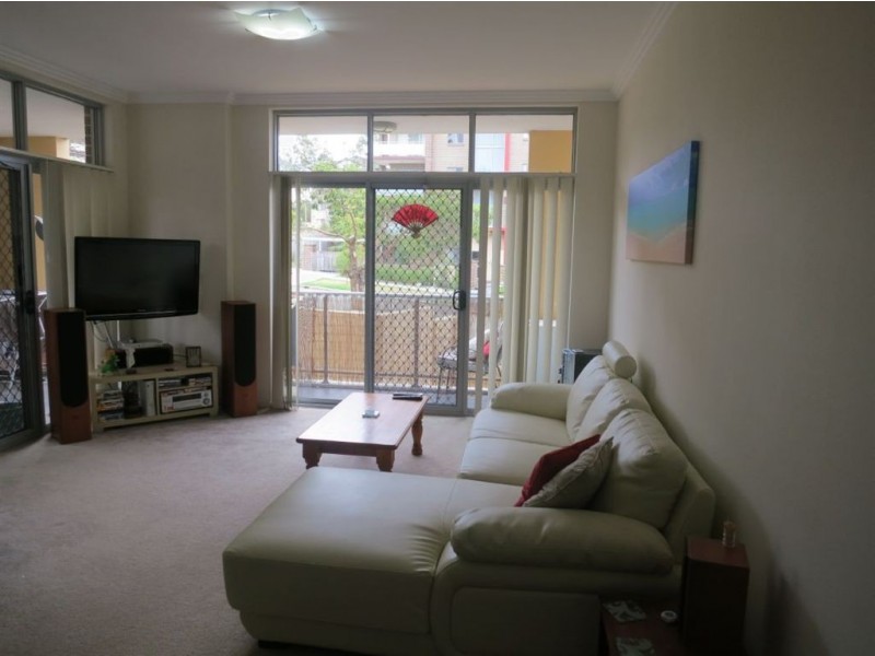 13/2 Bruce Street, Blacktown NSW 2148