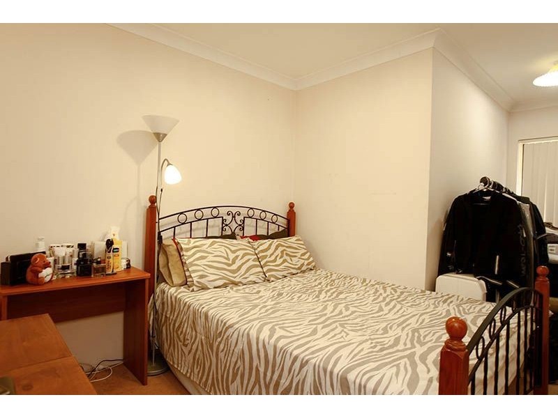 9/11 Oxford Street, Blacktown NSW 2148