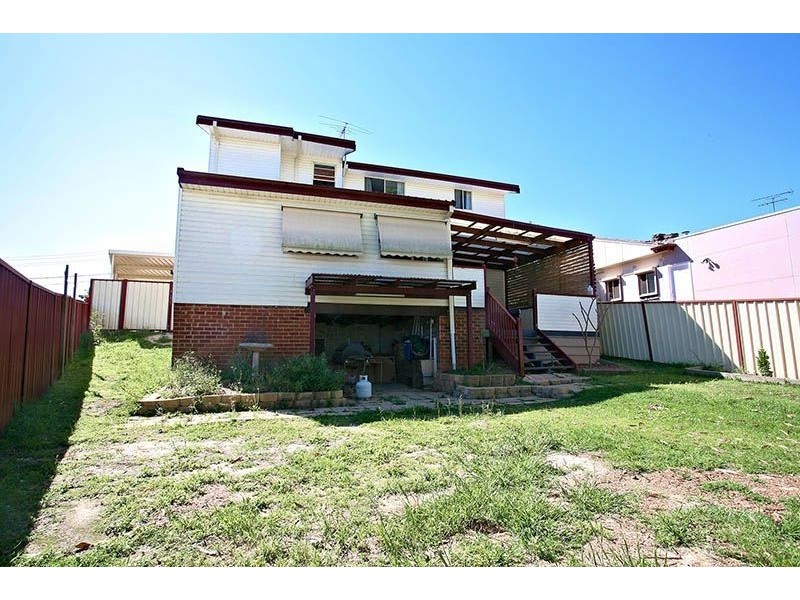 8 Lloyd Street, Blacktown NSW 2148