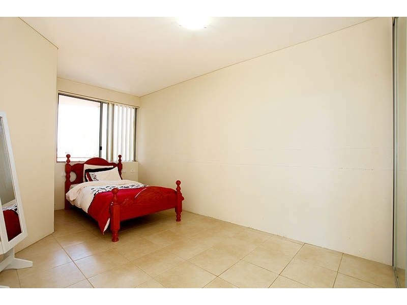 28/2 Bruce Street, Blacktown NSW 2148