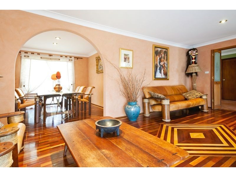 25 Charmer Crescent, Minchinbury NSW 2770