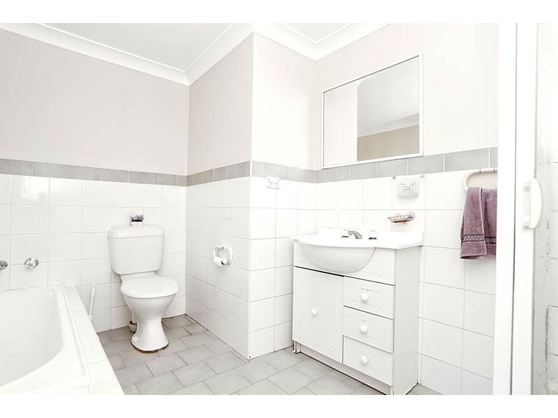 9/2-4 Fourth Avenue, Blacktown NSW 2148