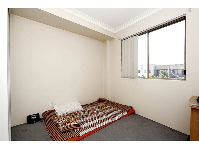 9/2-4 Fourth Avenue, Blacktown NSW 2148