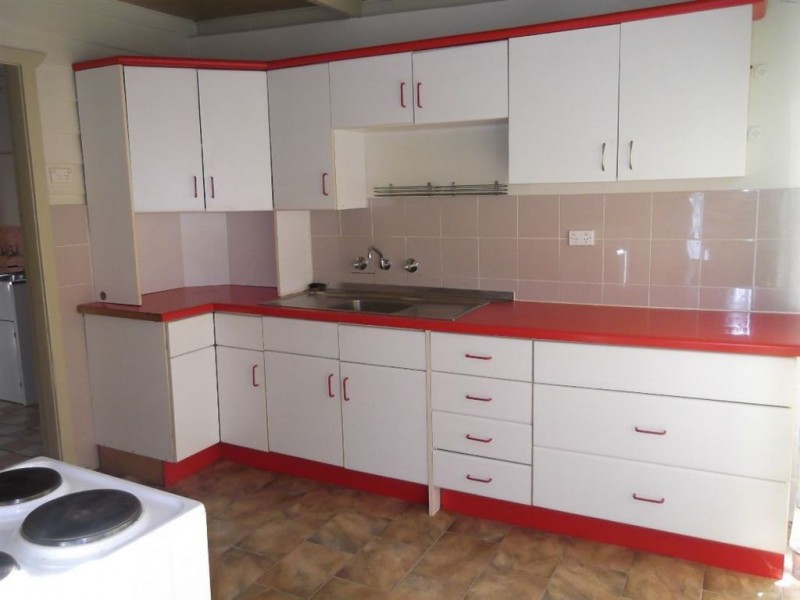 32 Balmoral Street, Blacktown NSW 2148