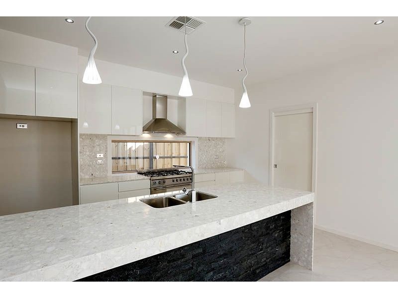 33 Edgewood Drive, Stanhope Gardens NSW 2768