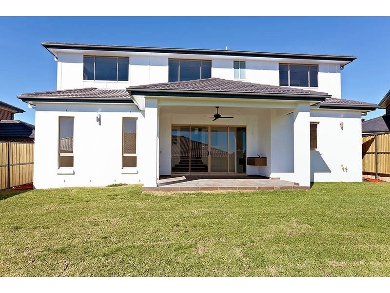 33 Edgewood Drive, Stanhope Gardens NSW 2768