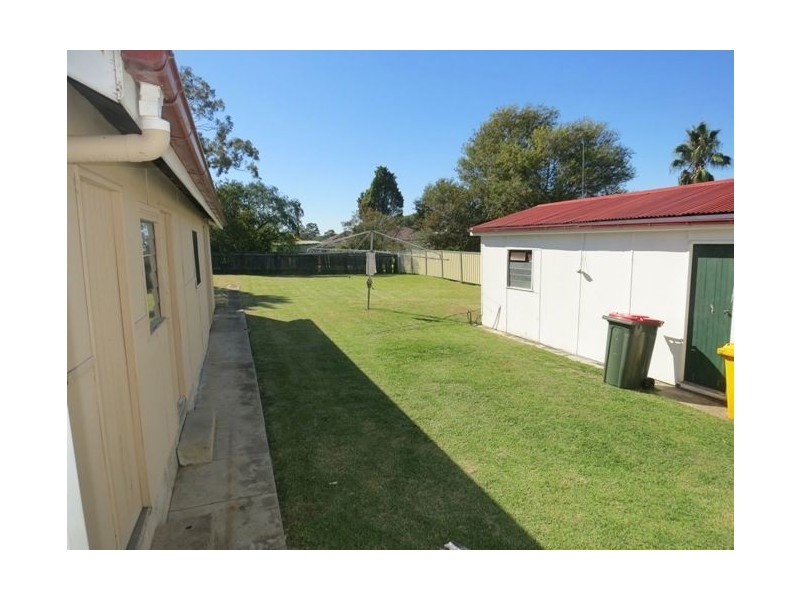 1 Newhaven Avenue, Blacktown NSW 2148