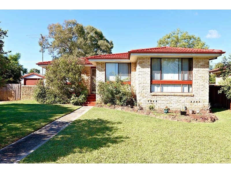 15 William Cox Drive, Richmond NSW 2753
