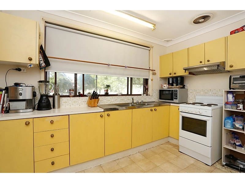 15 William Cox Drive, Richmond NSW 2753