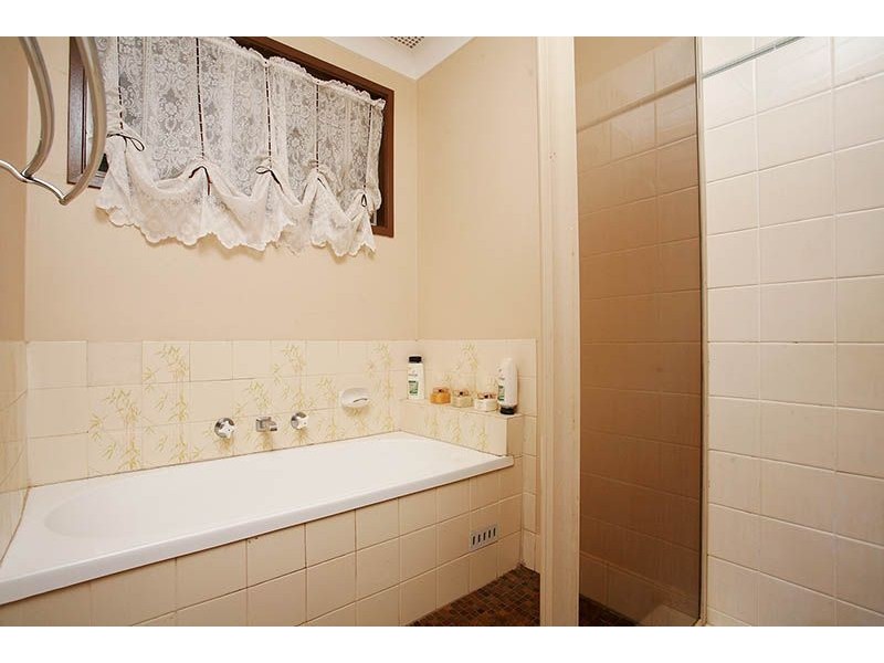 40 Caratel Crescent, Marayong NSW 2148