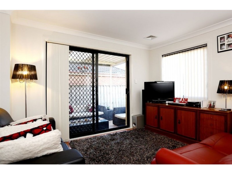 15 Yancannia Terrace, Glenwood NSW 2768