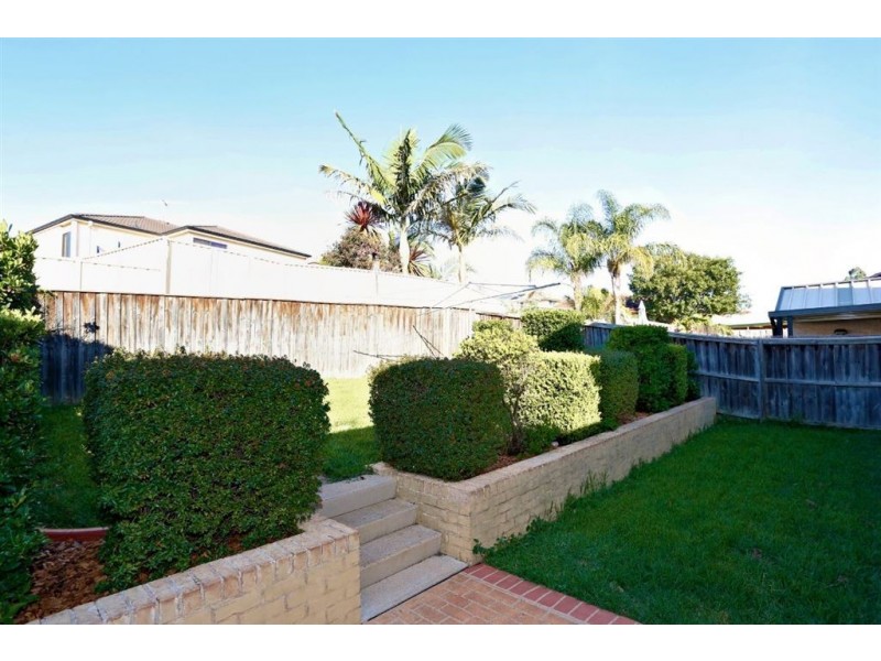 15 Yancannia Terrace, Glenwood NSW 2768