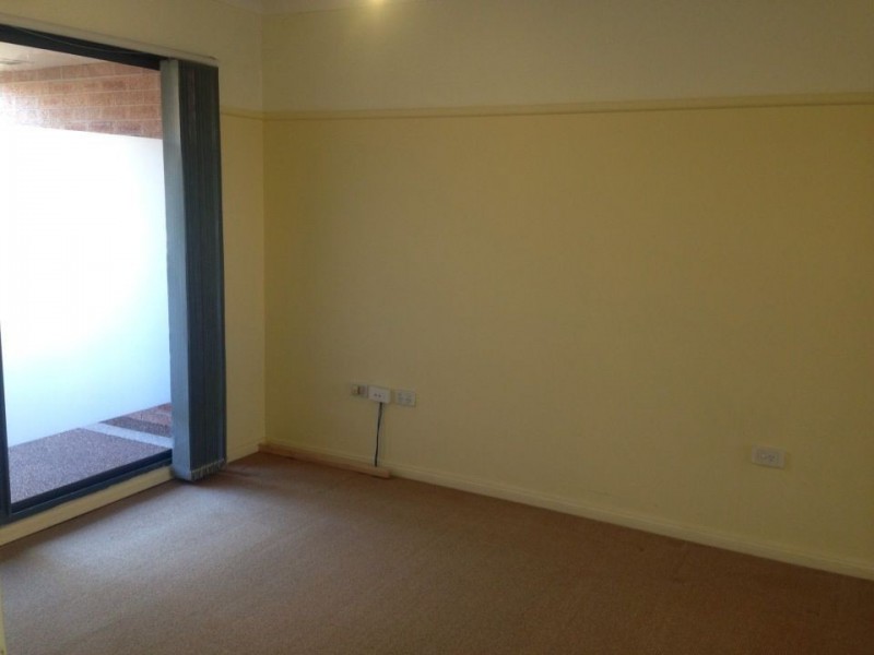 16/2-6 Priddle Street, Westmead NSW 2145